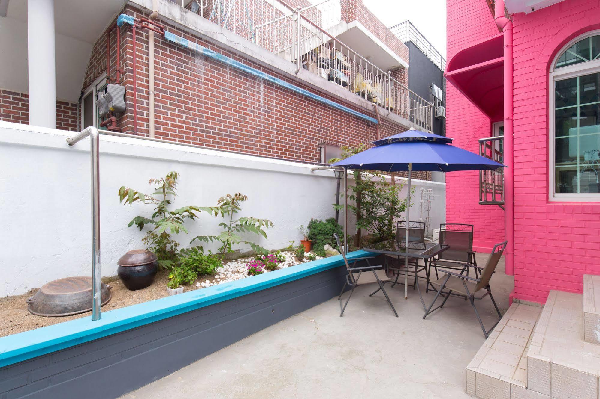 Stay Now Hongdae Guest house Seoul
